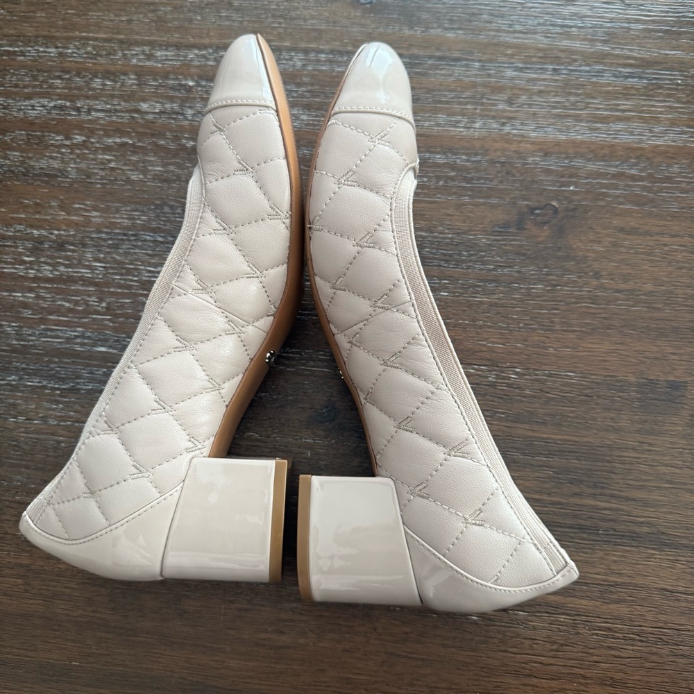 Vionic Ruby Leather Quilted Block Heels 9 wide - Picture 10 of 11